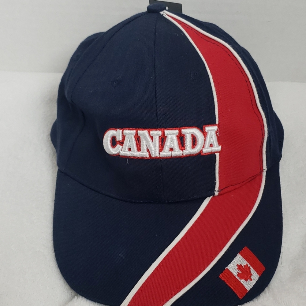 NBT | NWT Men's Canada Baseball Cap